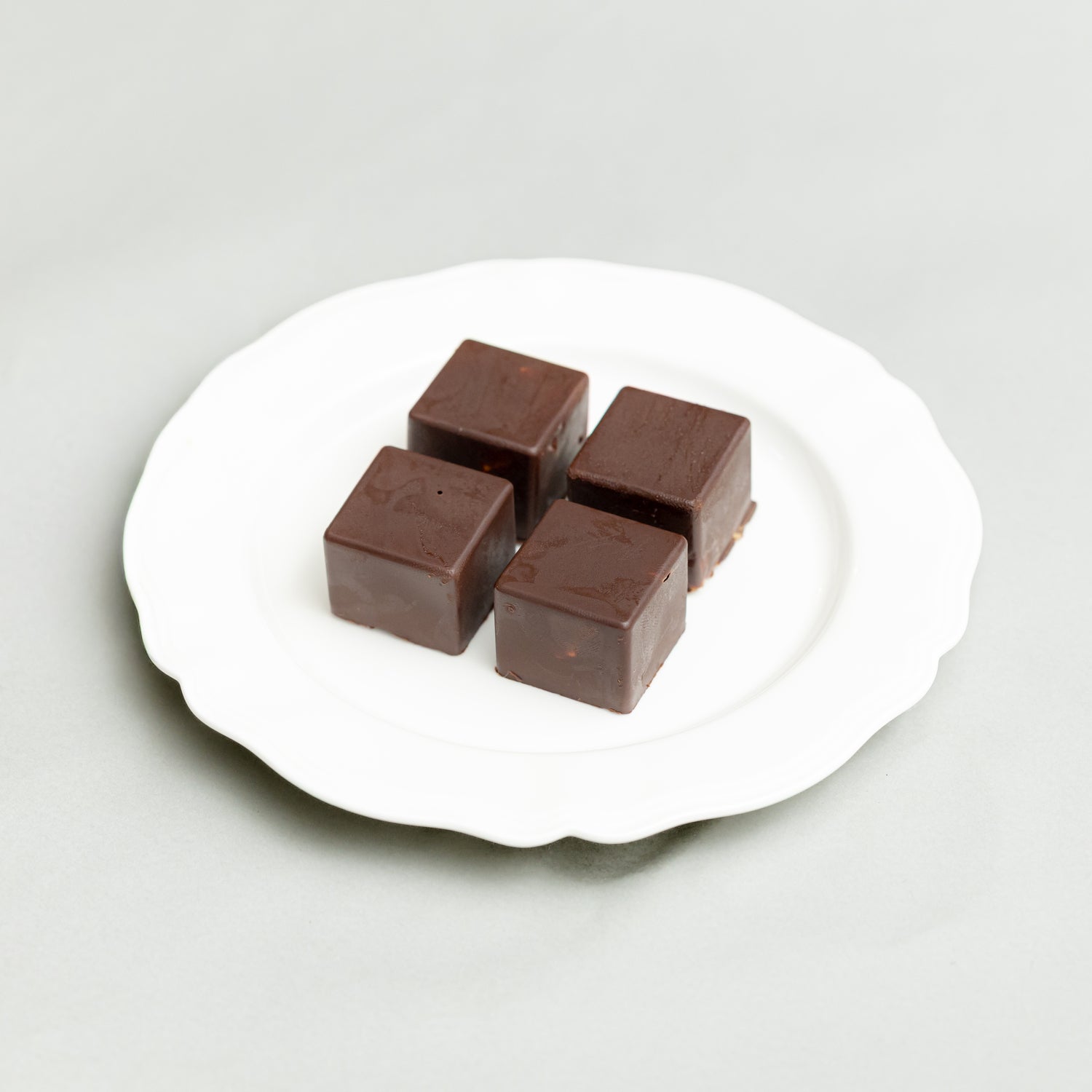 ドバイチョコ×マシュマロチョコ ｜ ドバマロ